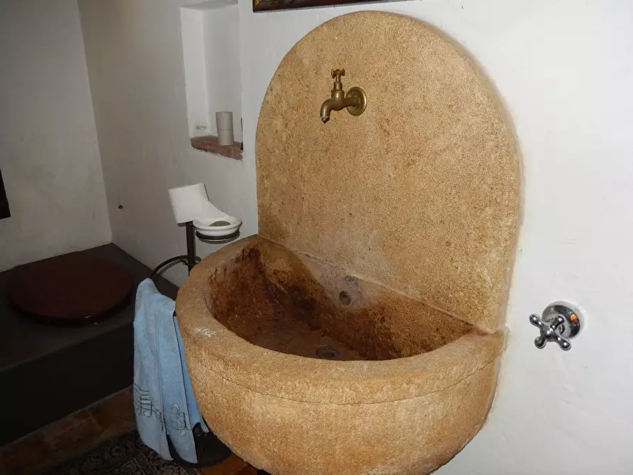 Immagine 31 di Rustico / casale in vendita  in Montelupone a Appignano