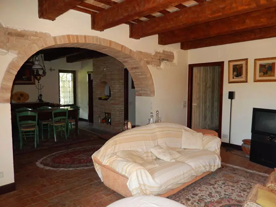 Immagine 21 di Rustico / casale in vendita  in Montelupone a Appignano