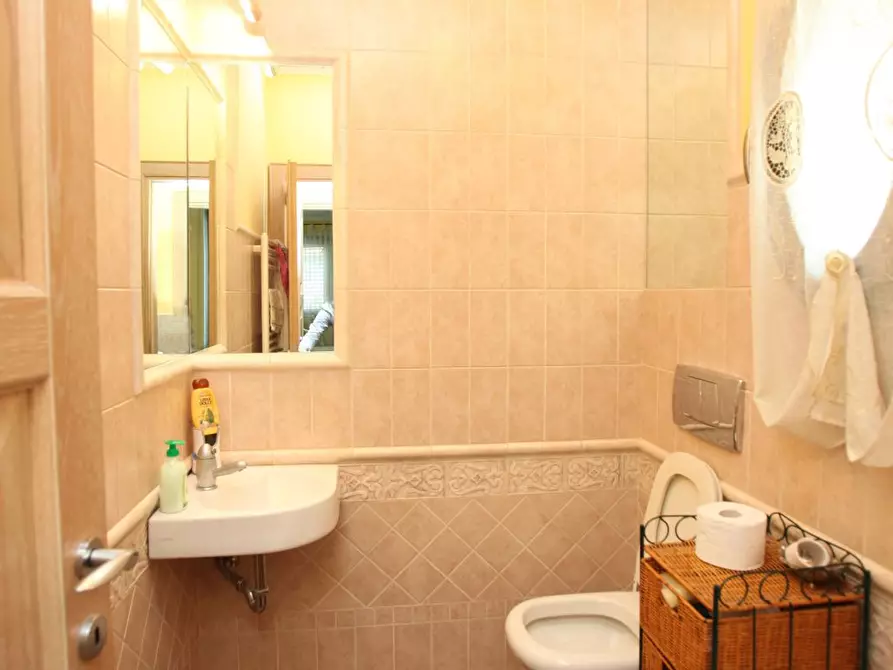 Immagine 10 di Casa indipendente in vendita  a Civitanova Marche