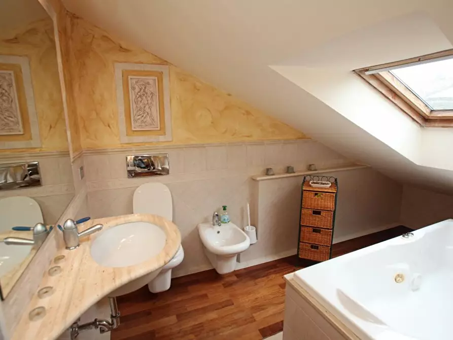 Immagine 13 di Casa indipendente in vendita  a Civitanova Marche