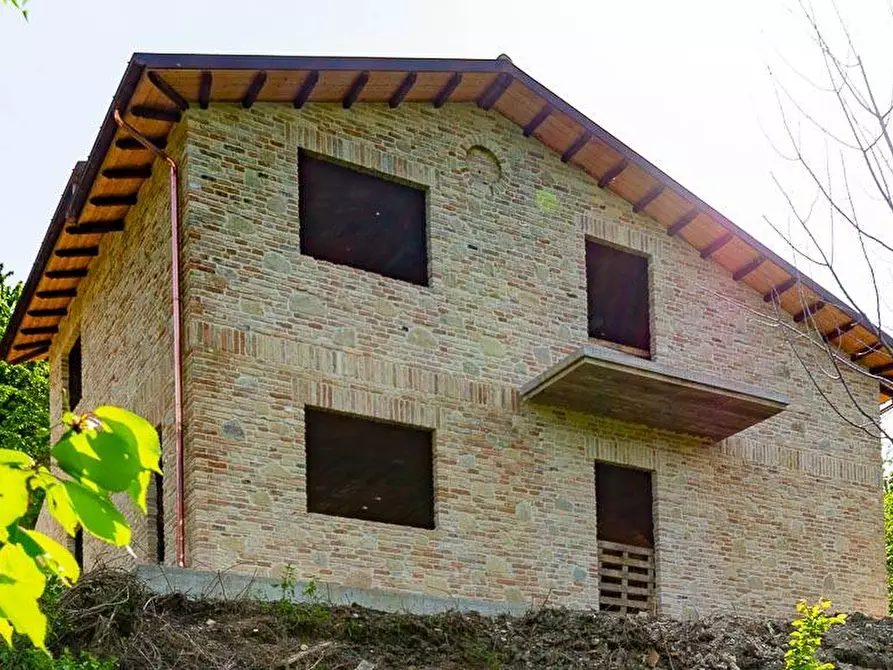 Immagine 6 di Rustico / casale in vendita  a Castignano