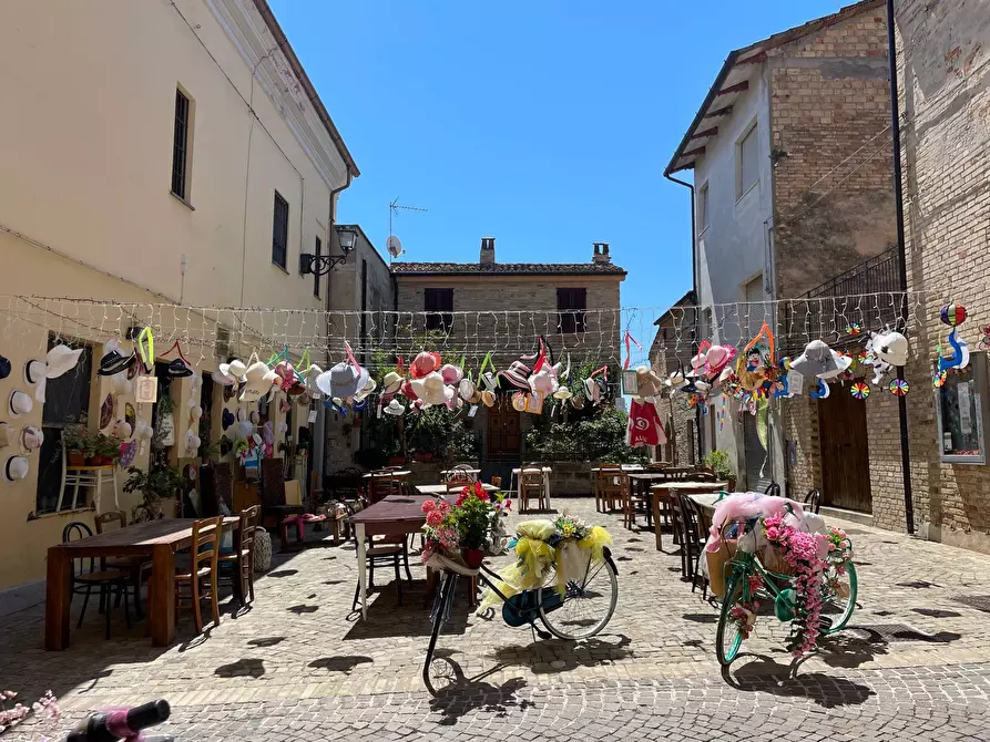 Immagine 21 di Casa indipendente in vendita  a Altidona