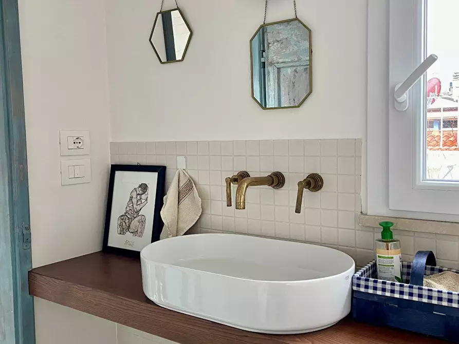 Immagine 28 di Casa indipendente in vendita  in Volturno 42 a San Benedetto Del Tronto