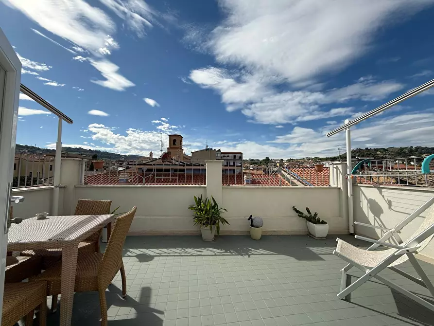 Immagine 3 di Casa indipendente in vendita  in Volturno 42 a San Benedetto Del Tronto