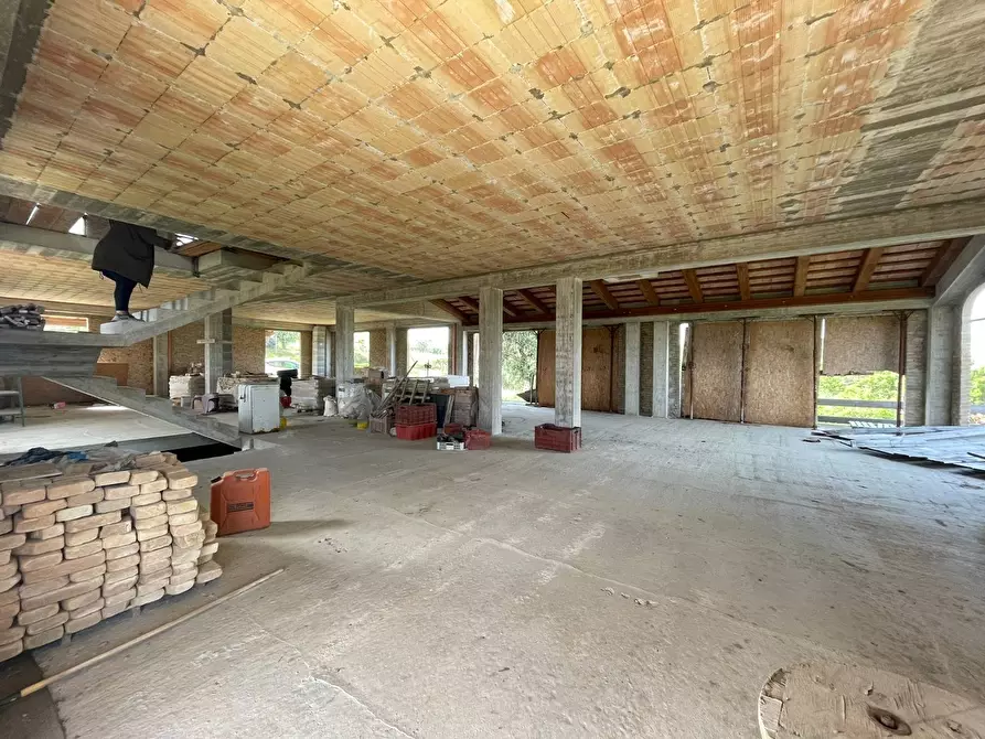 Immagine 11 di Rustico / casale in vendita  in CONTRADA SANT'ANDREA a Cupra Marittima