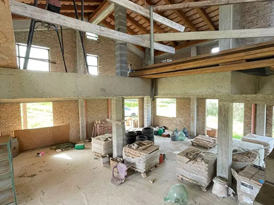 Immagine 13 di Rustico / casale in vendita  in CONTRADA SANT'ANDREA a Cupra Marittima