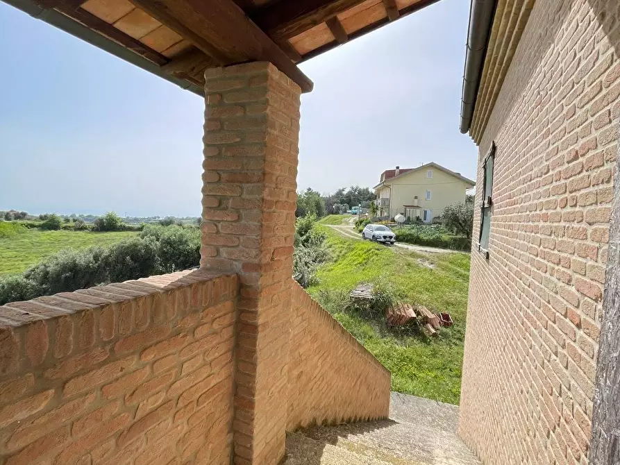 Immagine 22 di Rustico / casale in vendita  in CONTRADA SANT'ANDREA a Cupra Marittima