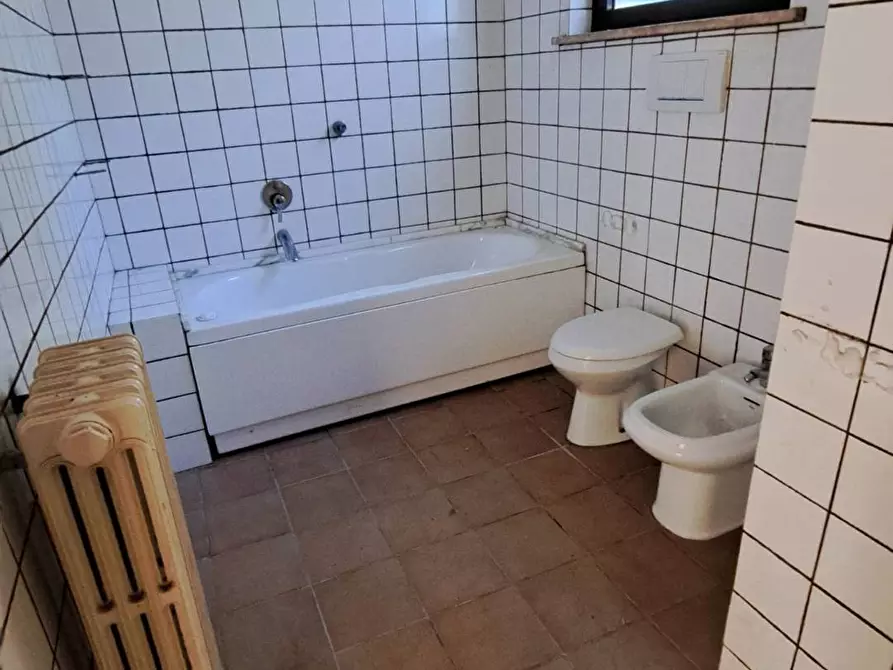 Immagine 10 di Rustico / casale in vendita  in petrella a Ripatransone