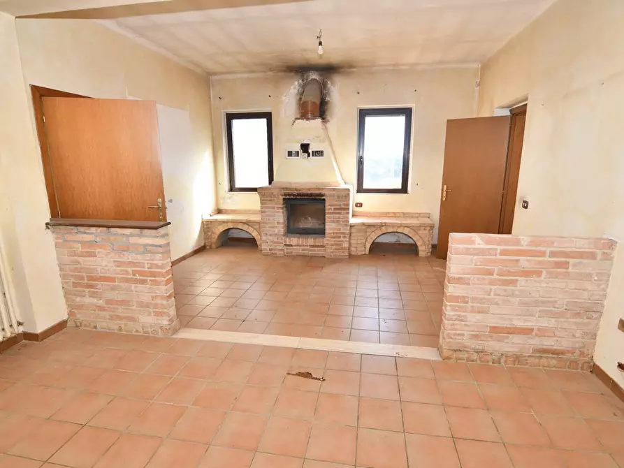 Immagine 18 di Rustico / casale in vendita  in petrella a Ripatransone