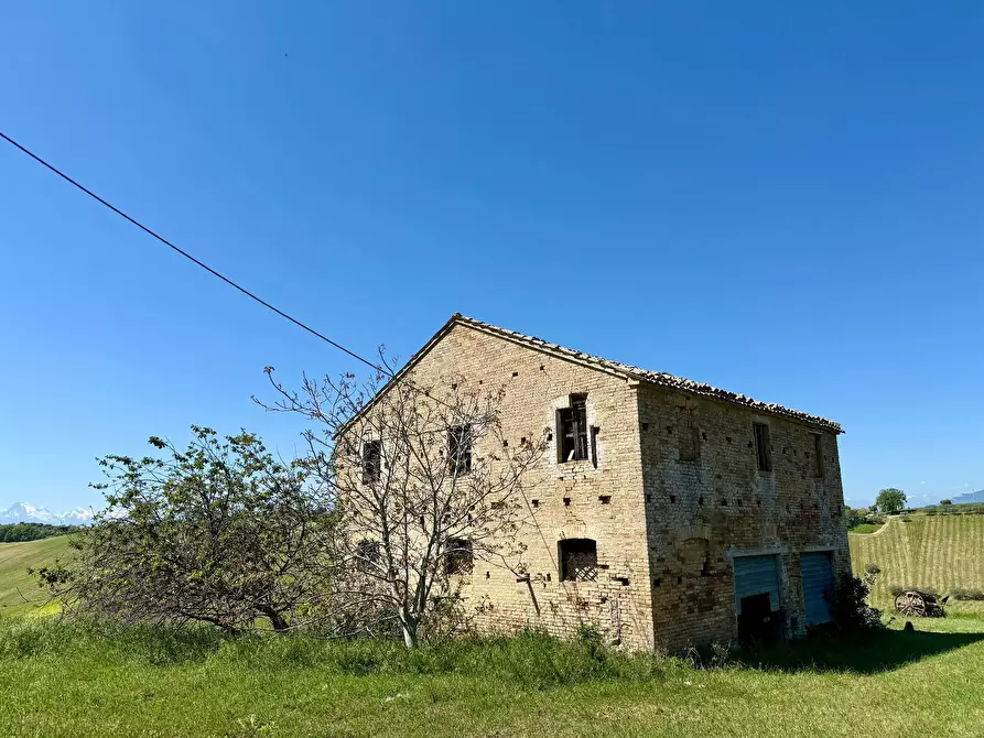 Immagine 24 di Rustico / casale in vendita  a Monteprandone
