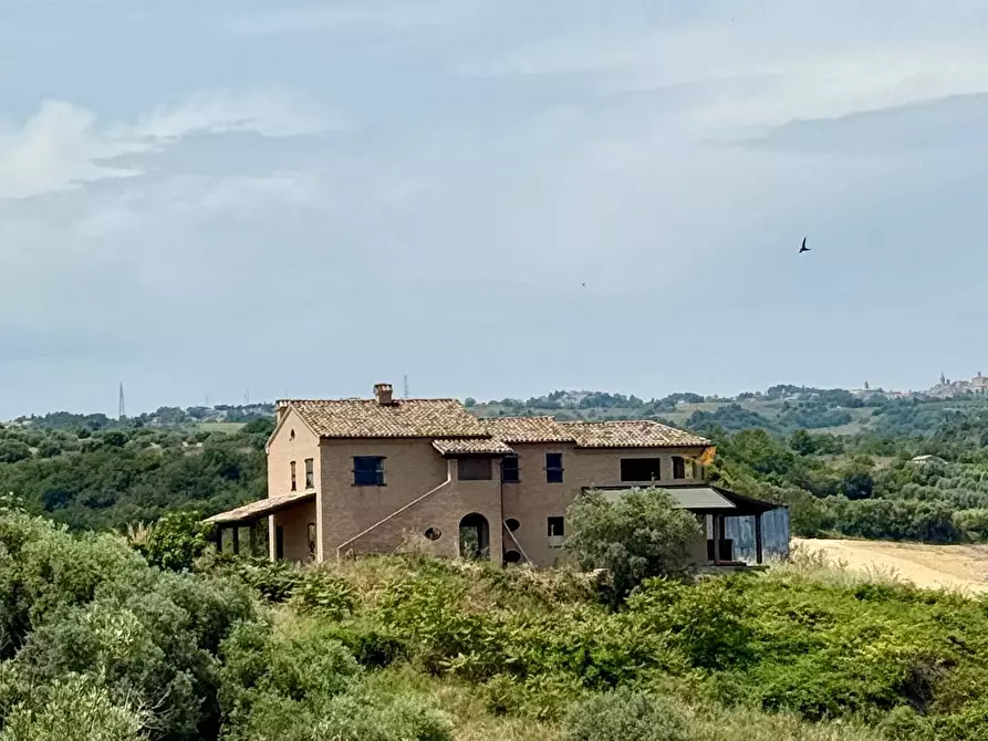 Immagine 30 di Rustico / casale in vendita  in CONTRADA SANT'ANDREA a Cupra Marittima