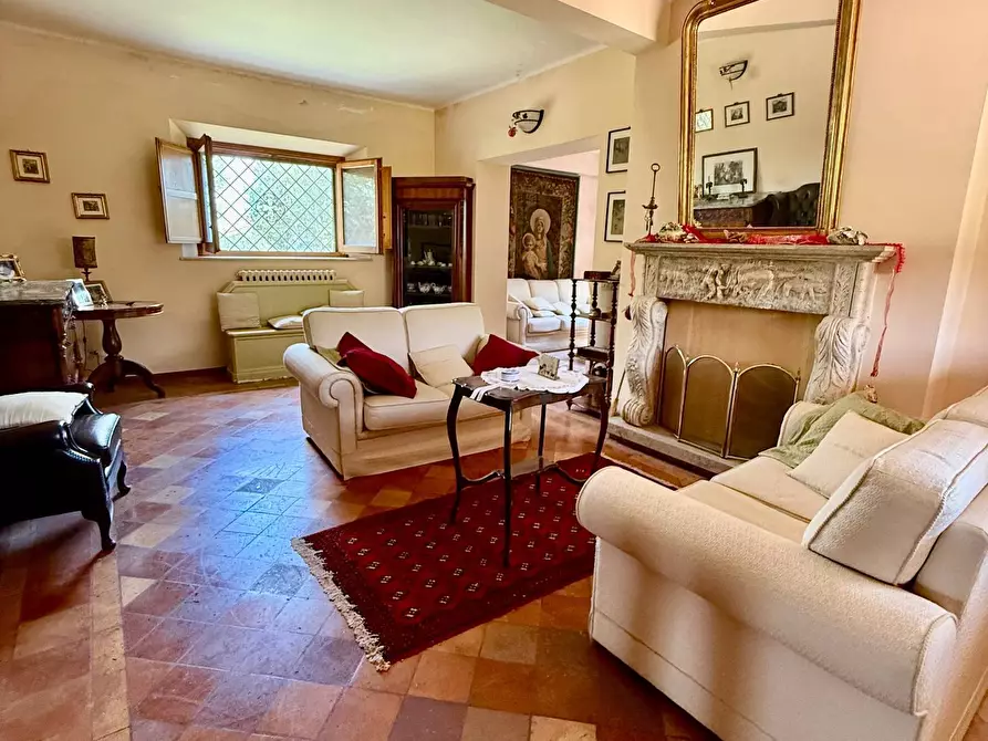 Immagine 9 di Rustico / casale in vendita  a Ancarano