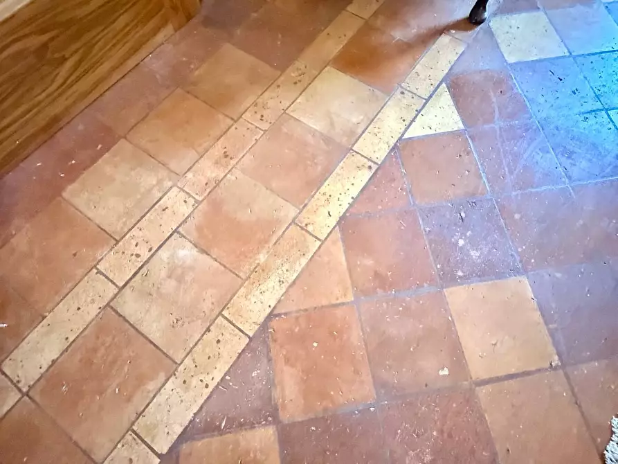 Immagine 10 di Rustico / casale in vendita  a Ancarano