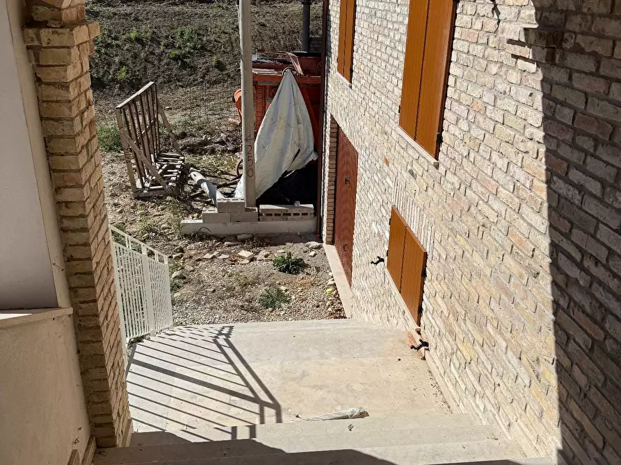 Immagine 5 di Rustico / casale in vendita  a Appignano Del Tronto