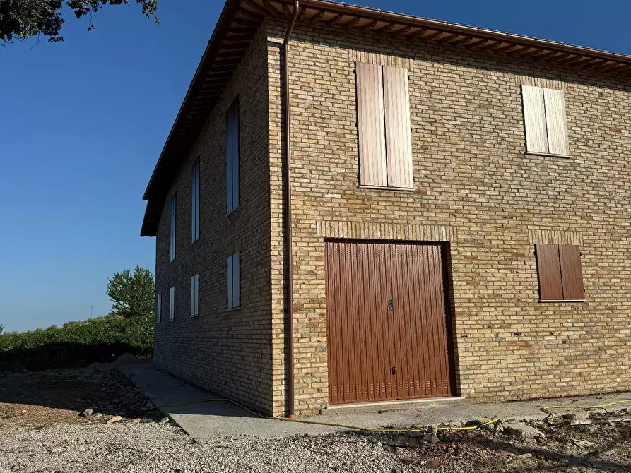Immagine 1 di Rustico / casale in vendita  a Appignano Del Tronto