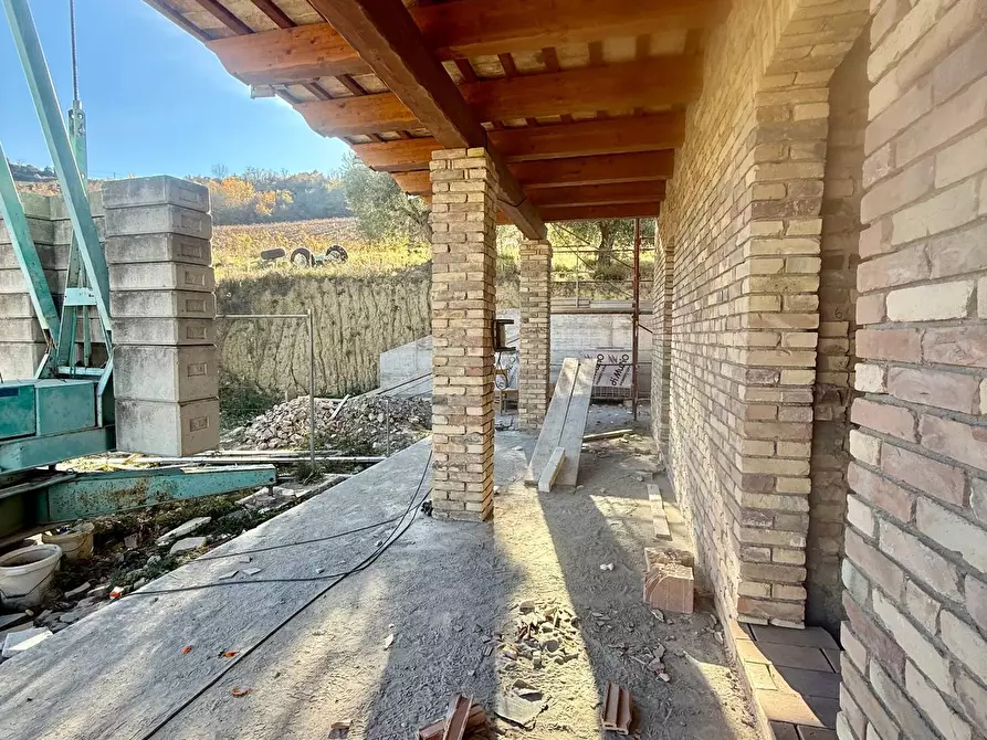 Immagine 1 di Rustico / casale in vendita  in Collevecchio a Ripatransone