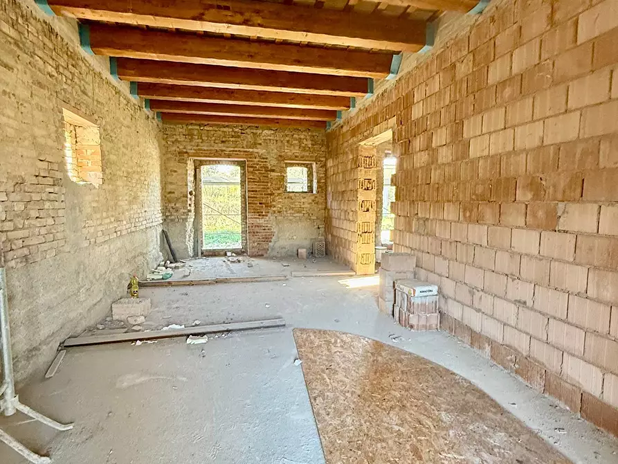 Immagine 27 di Rustico / casale in vendita  in Collevecchio a Ripatransone