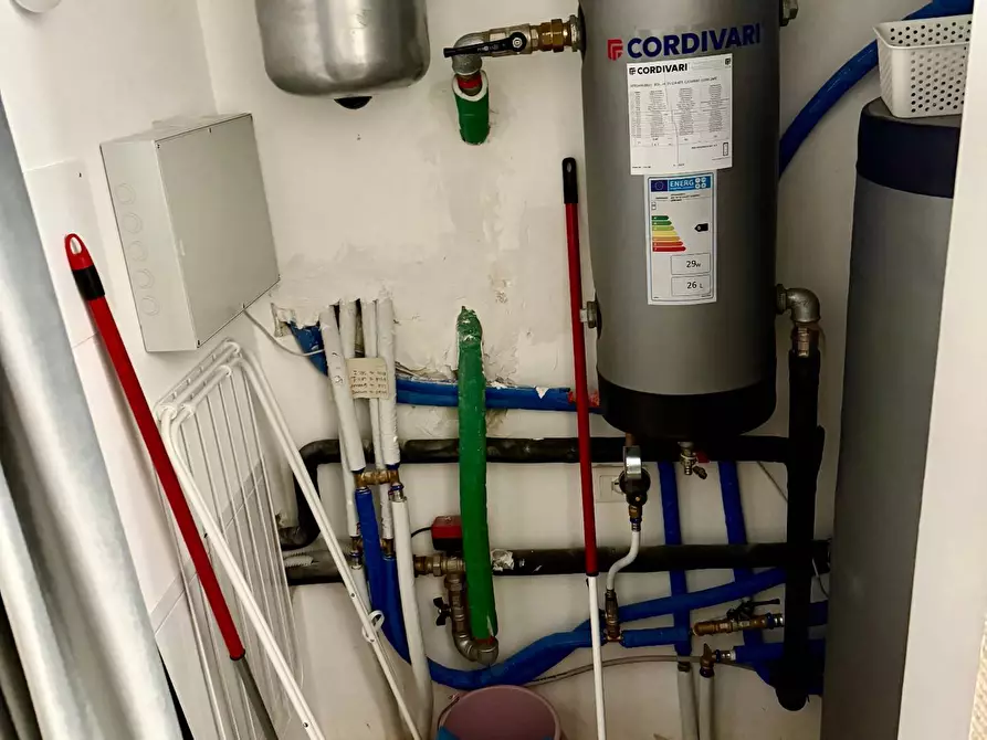 Immagine 18 di Casa indipendente in vendita  a Altidona