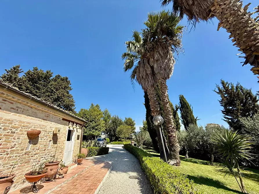 Immagine 28 di Rustico / casale in vendita  in Contrada Tesino 265 a San Benedetto Del Tronto