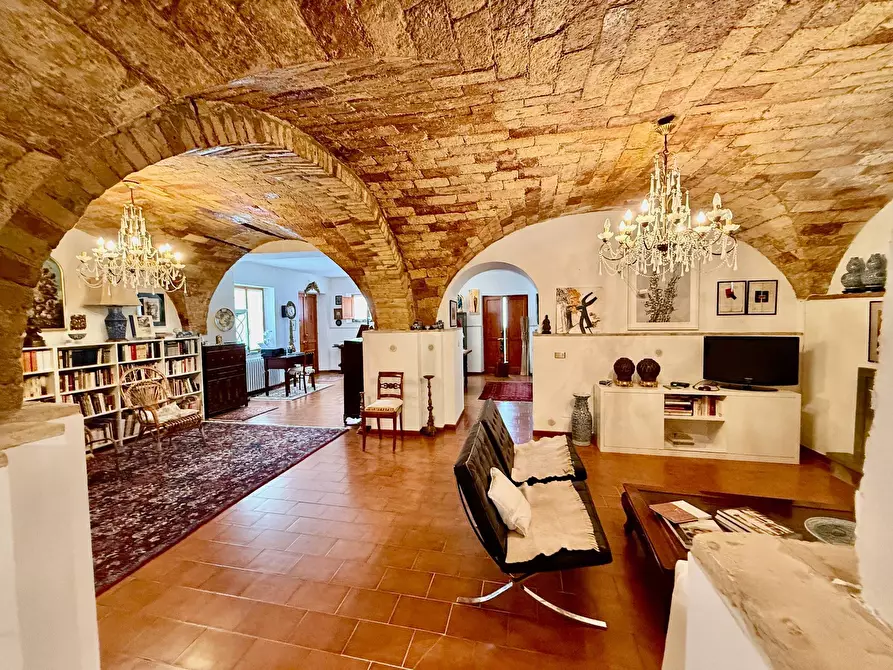 Immagine 35 di Rustico / casale in vendita  in Contrada Tesino a San Benedetto Del Tronto