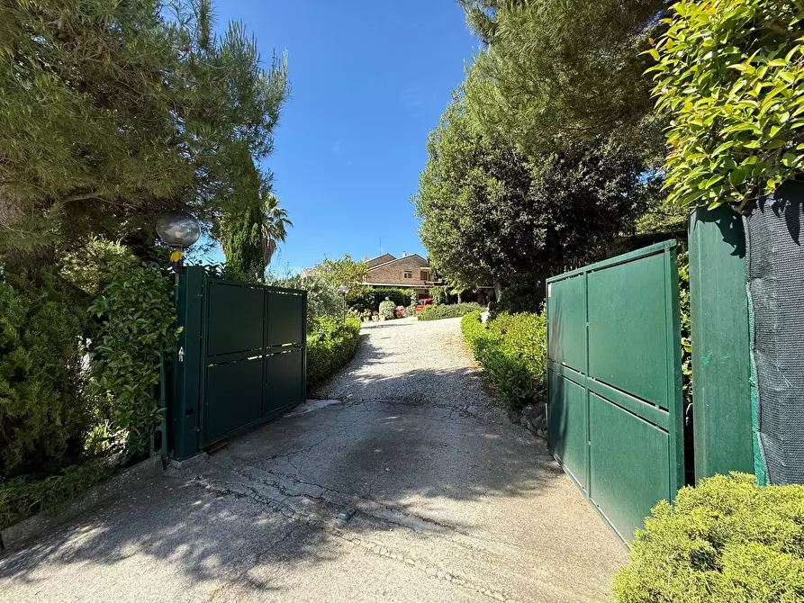 Immagine 47 di Rustico / casale in vendita  in Contrada Tesino a San Benedetto Del Tronto
