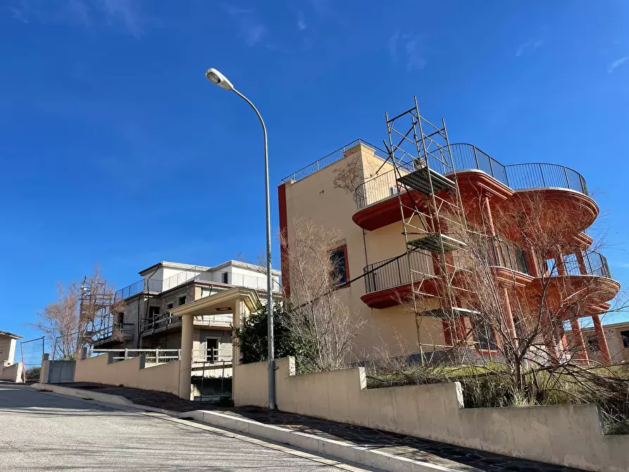 Immagine 3 di Casa indipendente in vendita  a Offida