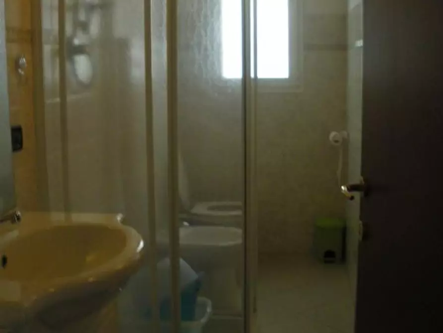 Immagine 9 di Appartamento in affitto  a Empoli