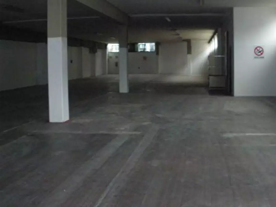 Immagine 2 di Capannone industriale in affitto  a Vinci