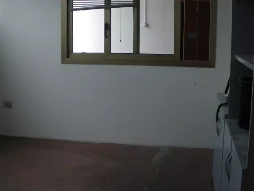 Immagine 4 di Capannone industriale in affitto  a Vinci