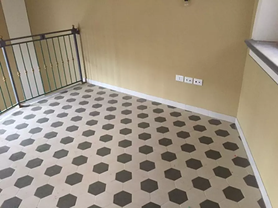 Immagine 3 di Ufficio in affitto  a Empoli