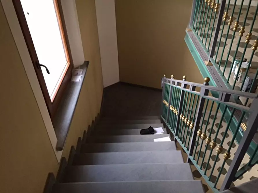 Immagine 5 di Ufficio in affitto  a Empoli