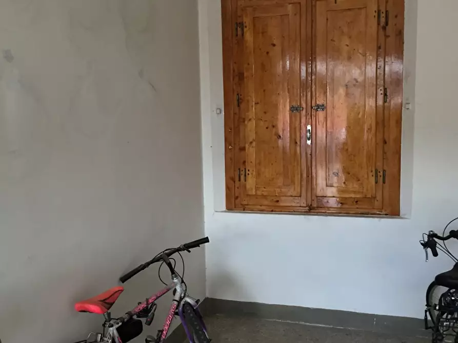 Immagine 3 di Attività commerciale in affitto  a Empoli