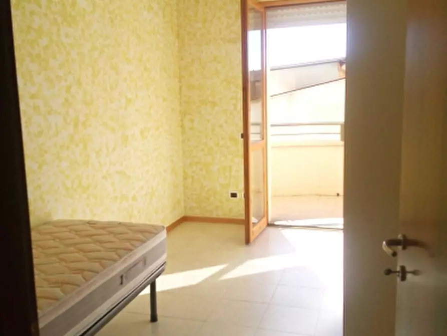 Immagine 6 di Appartamento in affitto  a Empoli