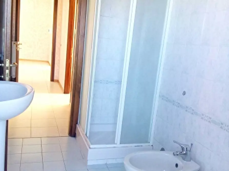 Immagine 13 di Appartamento in affitto  a Empoli