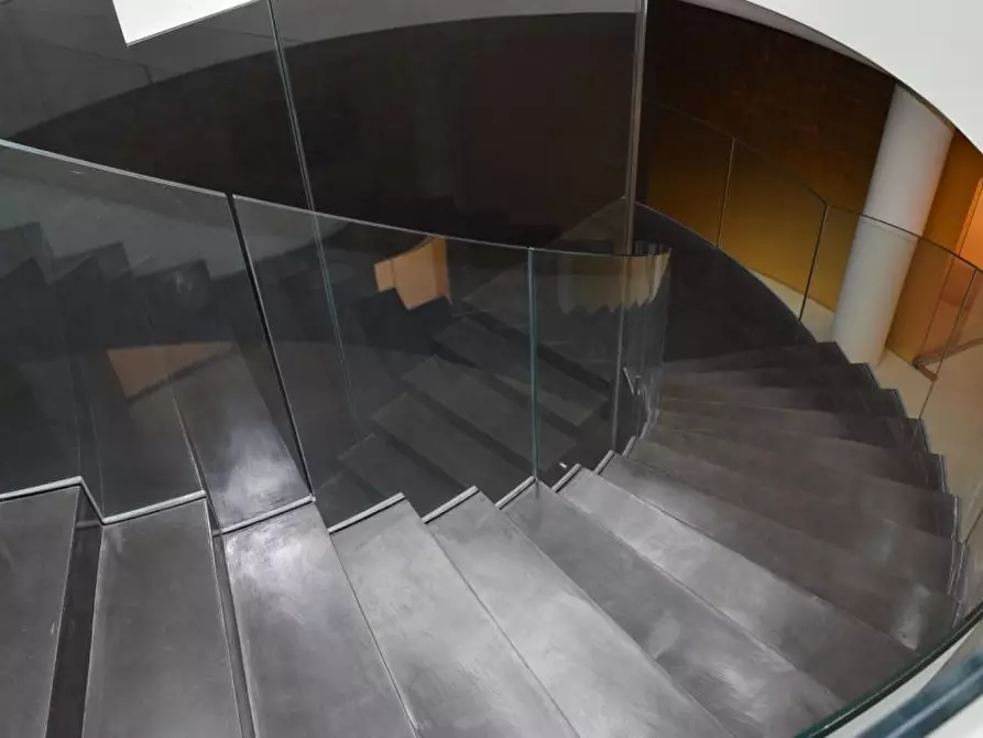 Immagine 27 di Capannone industriale in affitto  a Montelupo Fiorentino