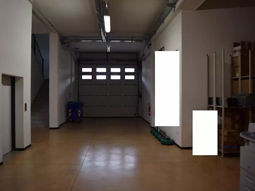 Immagine 30 di Capannone industriale in affitto  a Montelupo Fiorentino