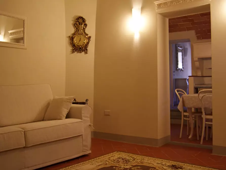 Immagine 1 di Appartamento in affitto  a Capraia E Limite