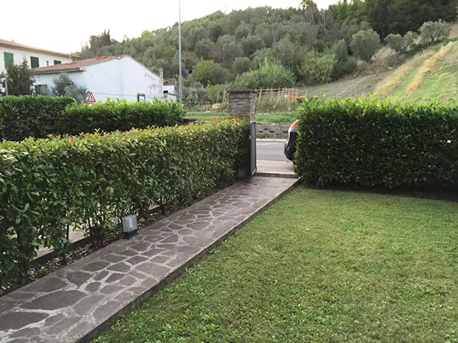 Immagine 13 di Appartamento in affitto  a Vinci