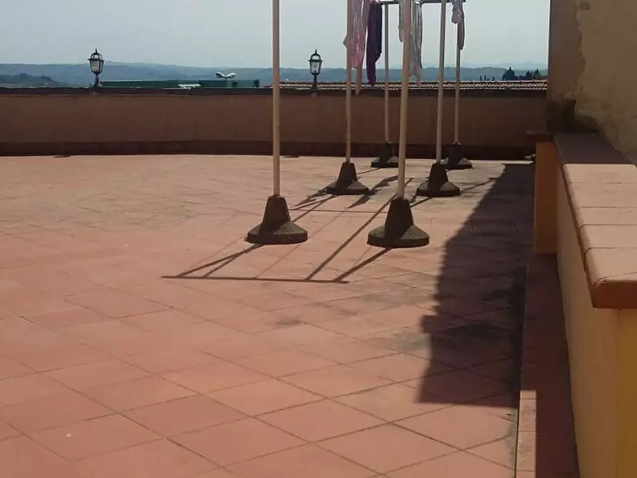 Immagine 9 di Appartamento in vendita  a Capraia E Limite