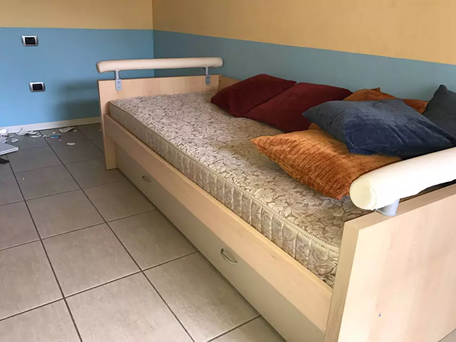 Immagine 28 di Villetta a schiera in affitto  a Vinci