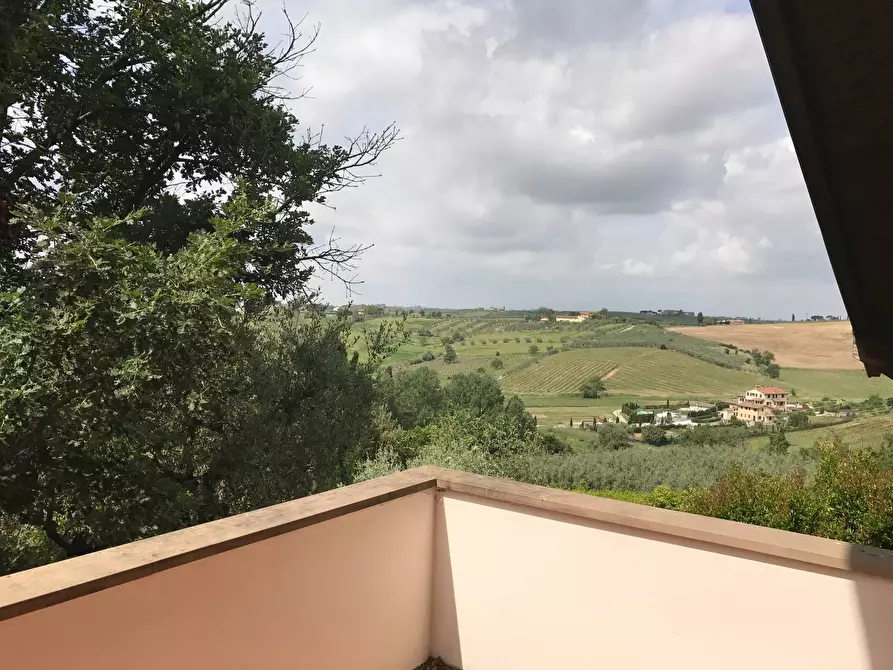 Immagine 31 di Villetta a schiera in affitto  a Vinci