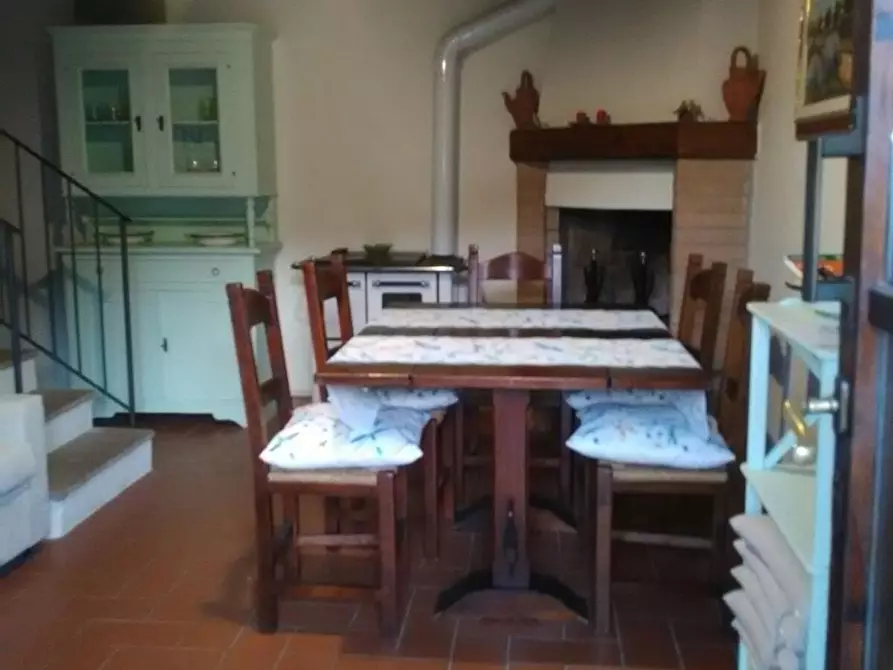 Immagine 8 di Residence in affitto  a Montespertoli