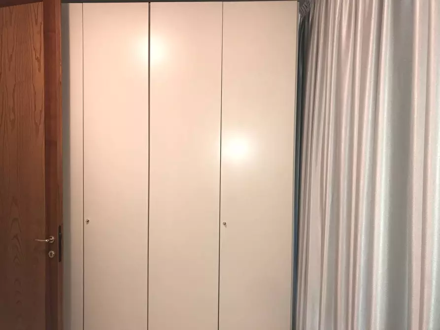 Immagine 16 di Loft/Open space in affitto  a Empoli