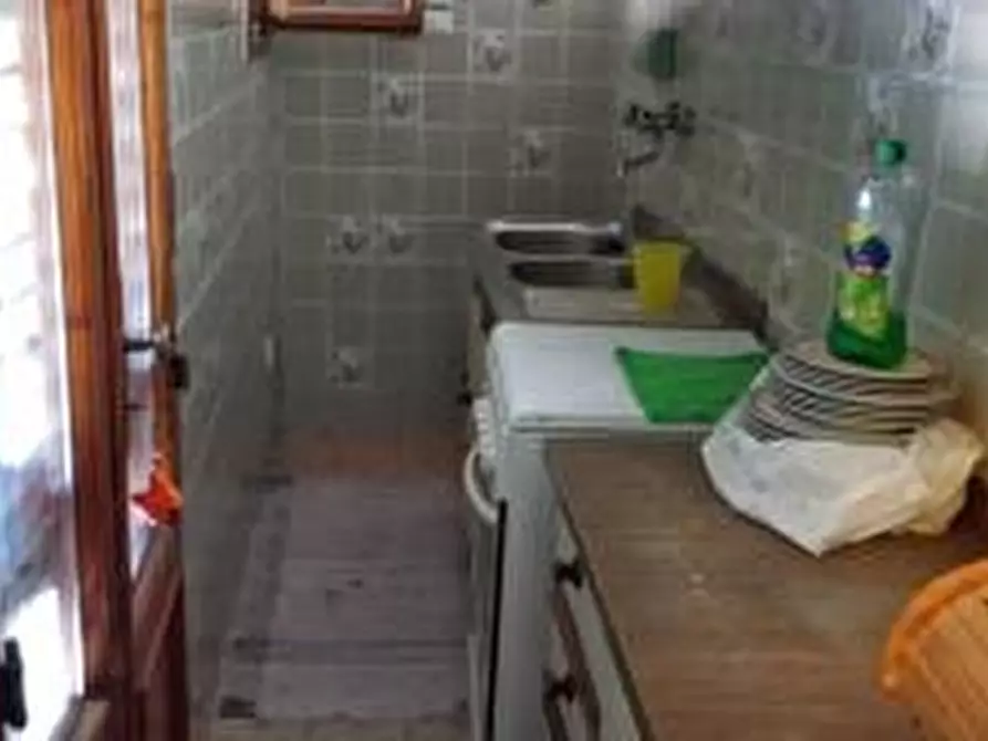 Immagine 6 di Camera in affitto  a Empoli