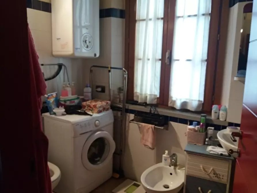 Immagine 5 di Appartamento in affitto  a Empoli