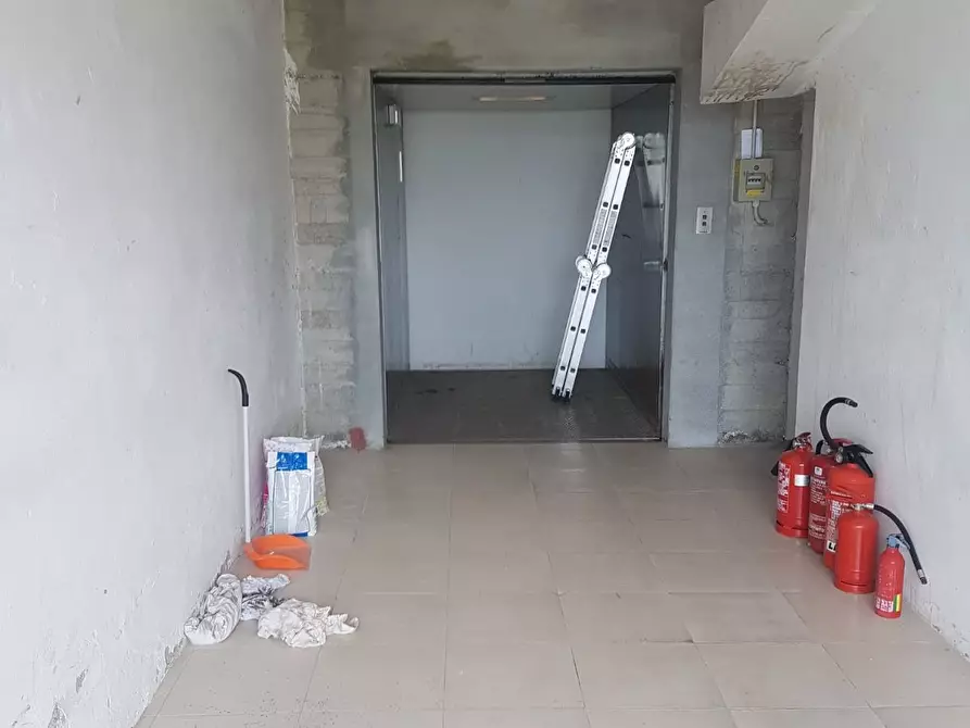 Immagine 5 di Attività commerciale in affitto  a Vinci