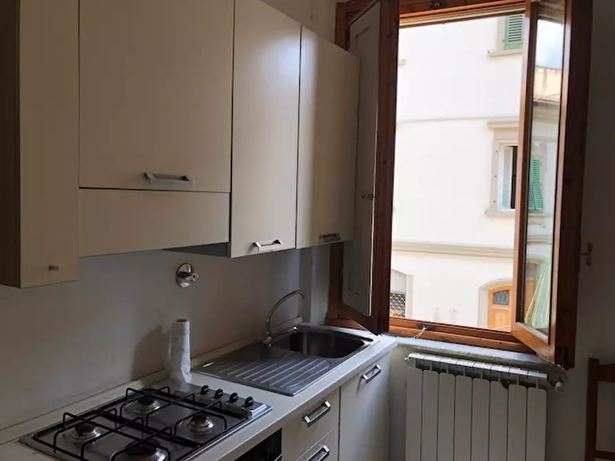 Immagine 5 di Appartamento in affitto  a Empoli