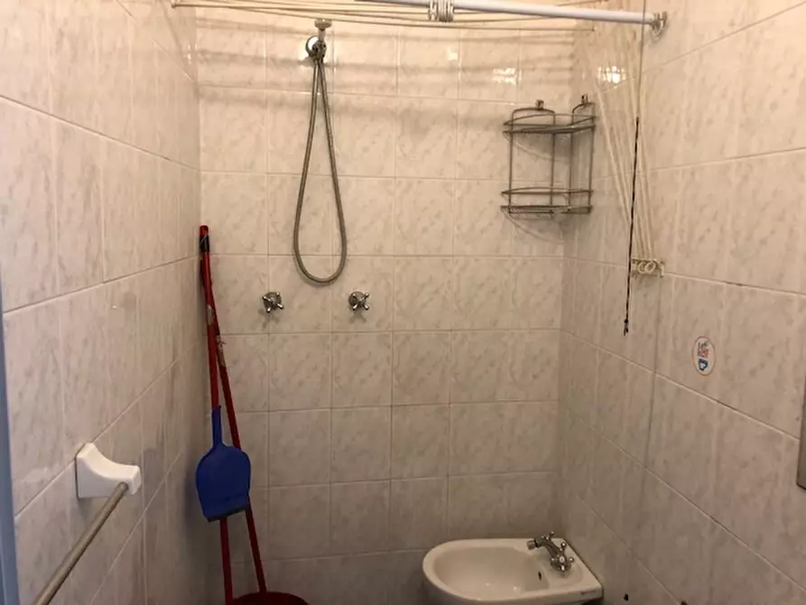 Immagine 10 di Appartamento in affitto  a Empoli