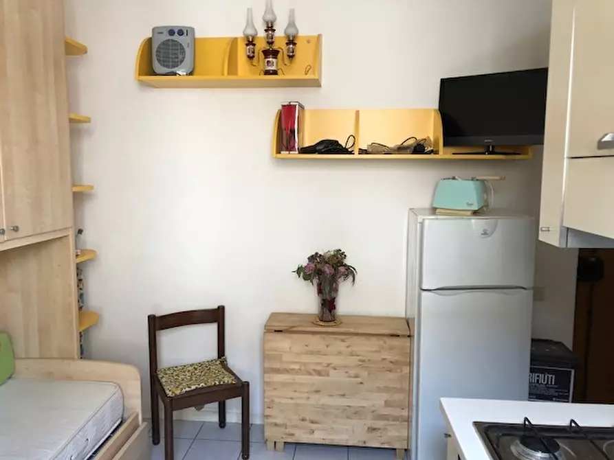 Immagine 13 di Appartamento in affitto  a Empoli