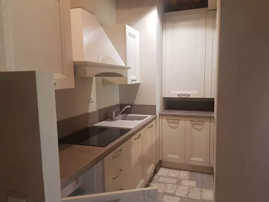 Immagine 8 di Residence in affitto  a Vinci